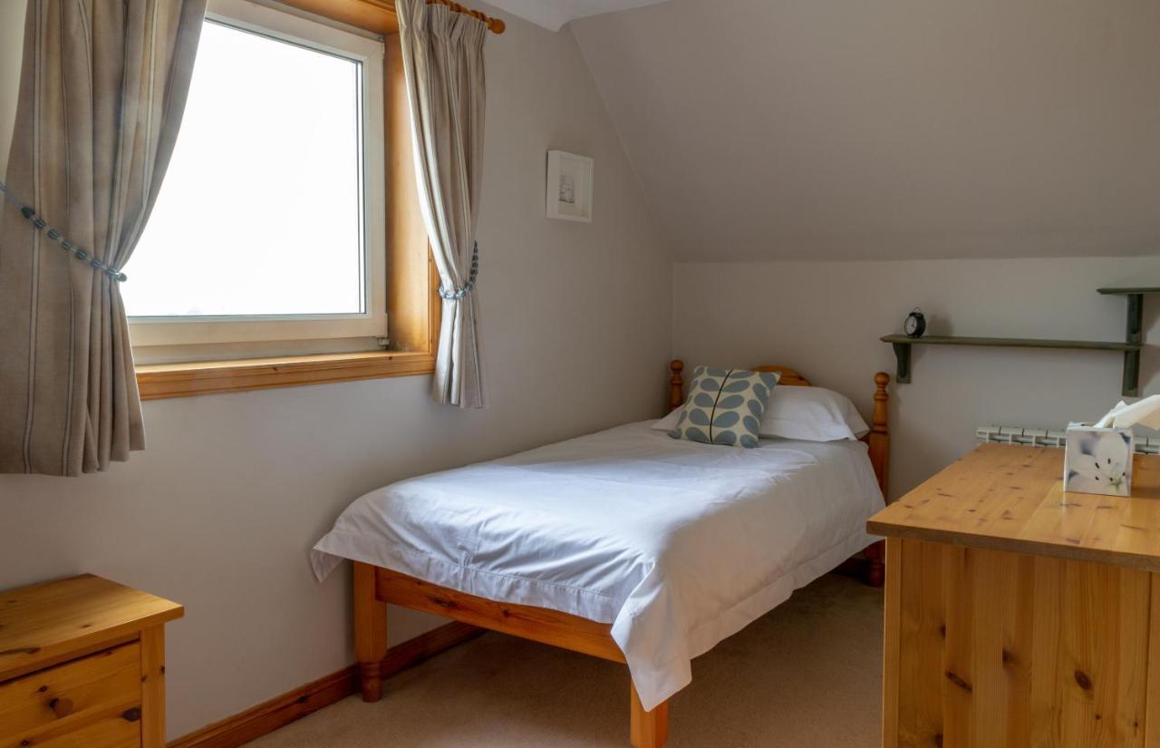 Ar Dachaigh, North Uist Paible Luaran gambar
